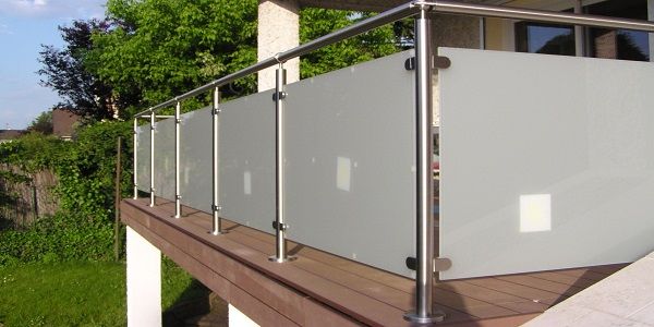Un garde corps balcon paris installé par un artisan metallier paris